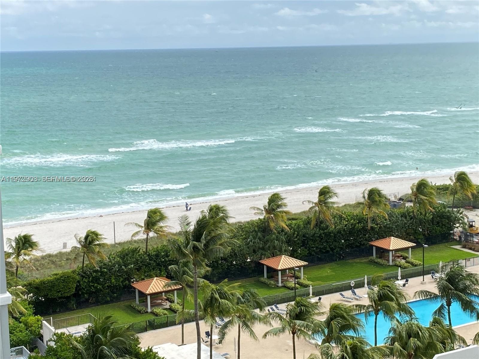 A11972908 — Miami Beach — 24