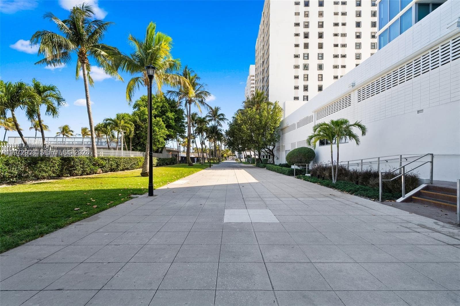 A11972908 — Miami Beach — 29