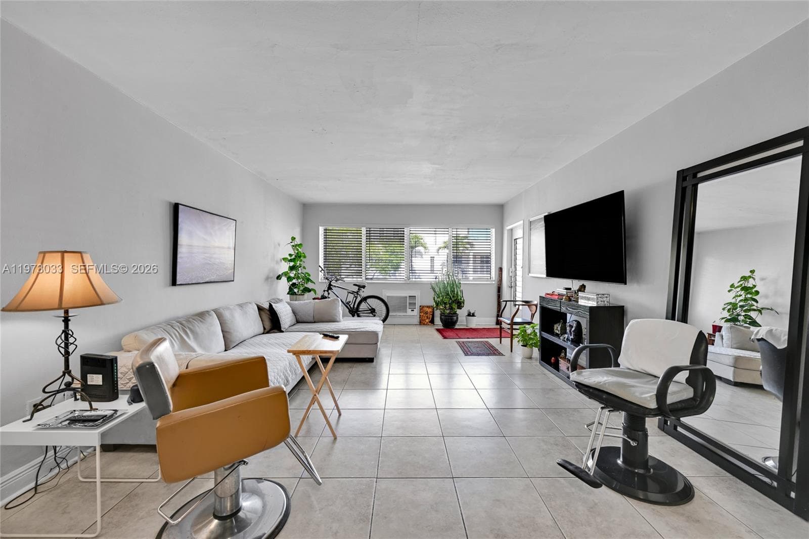 A11973033 — Miami Beach — 16