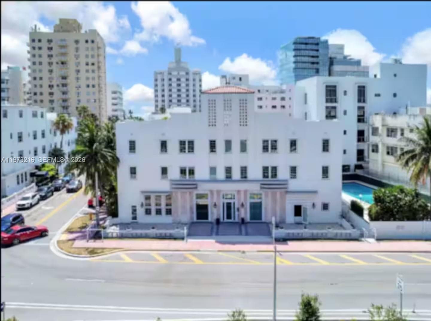 A11973216 — Miami Beach — 6