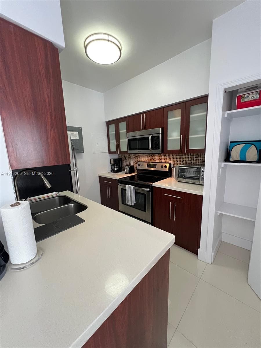 A11973265 — Miami Beach — 2