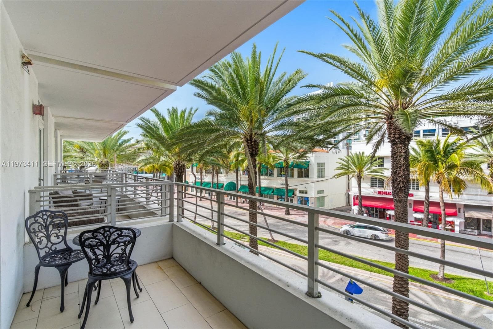 A11973411 — Miami Beach — 28