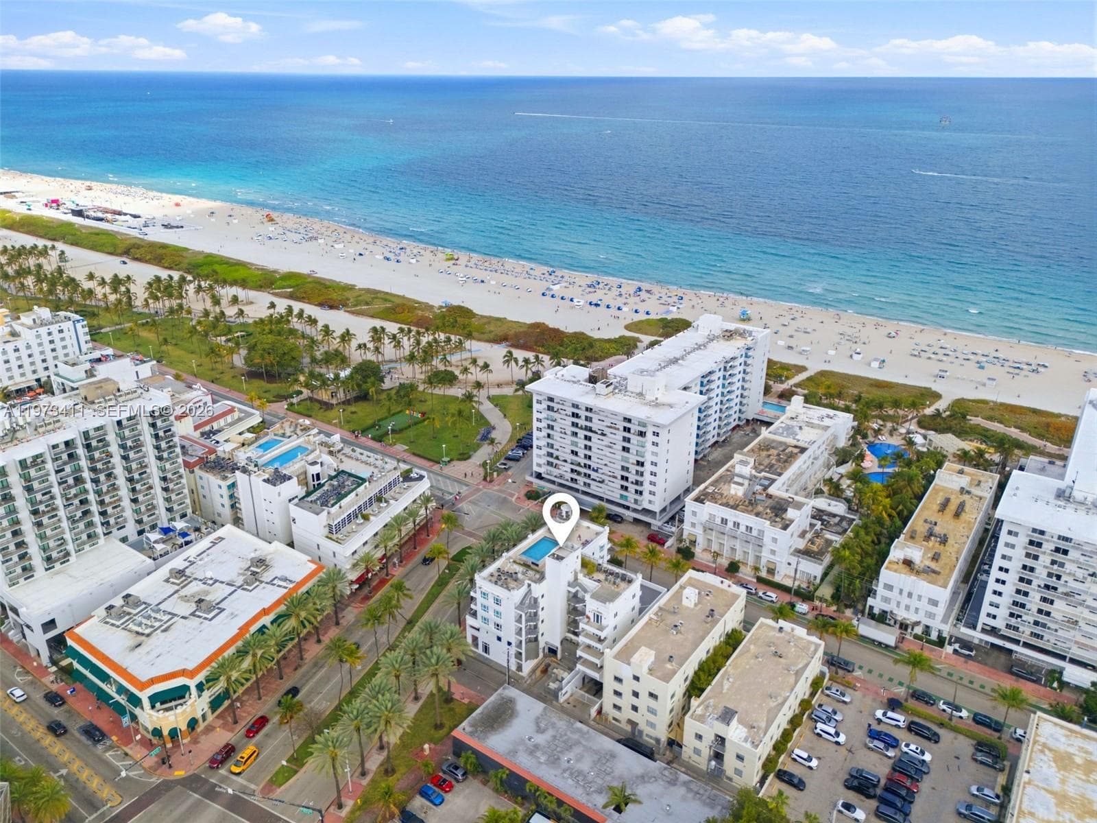 A11973411 — Miami Beach — 33