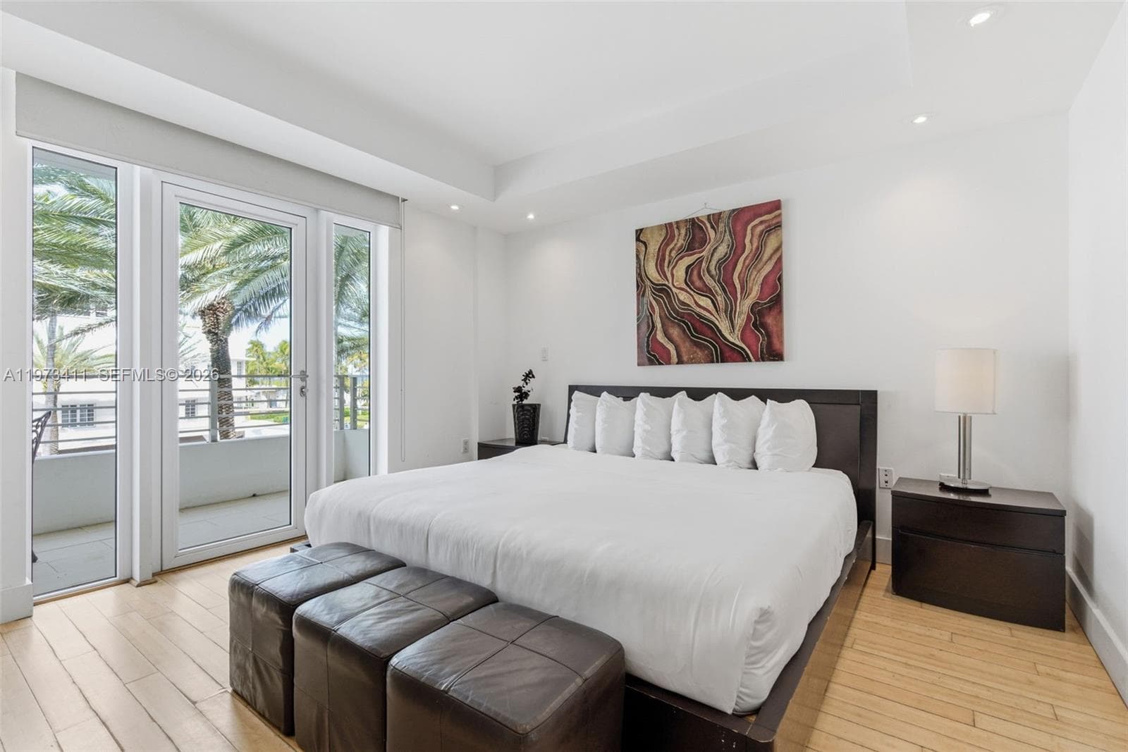 A11973411 — Miami Beach — 18