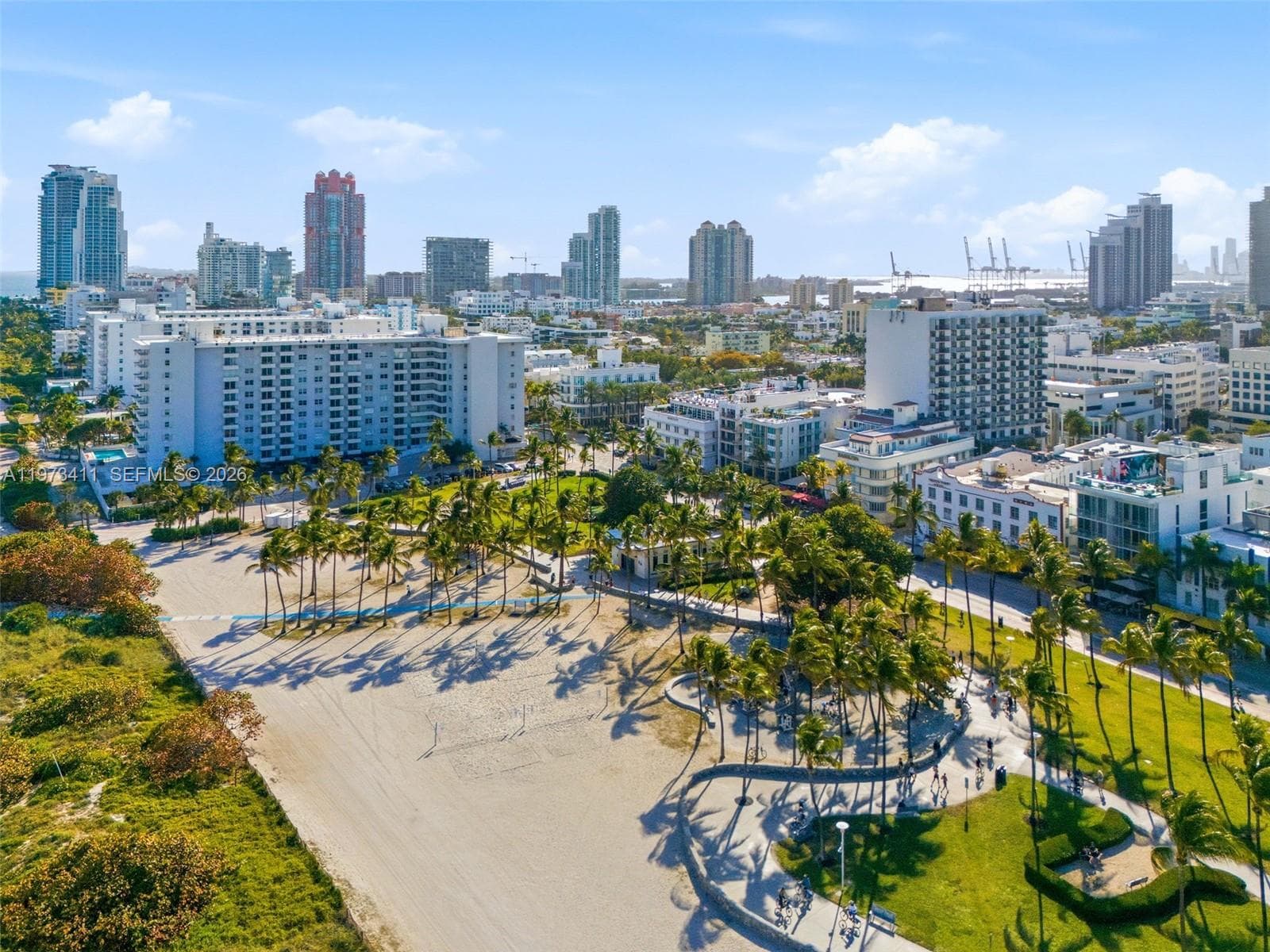 A11973411 — Miami Beach — 35