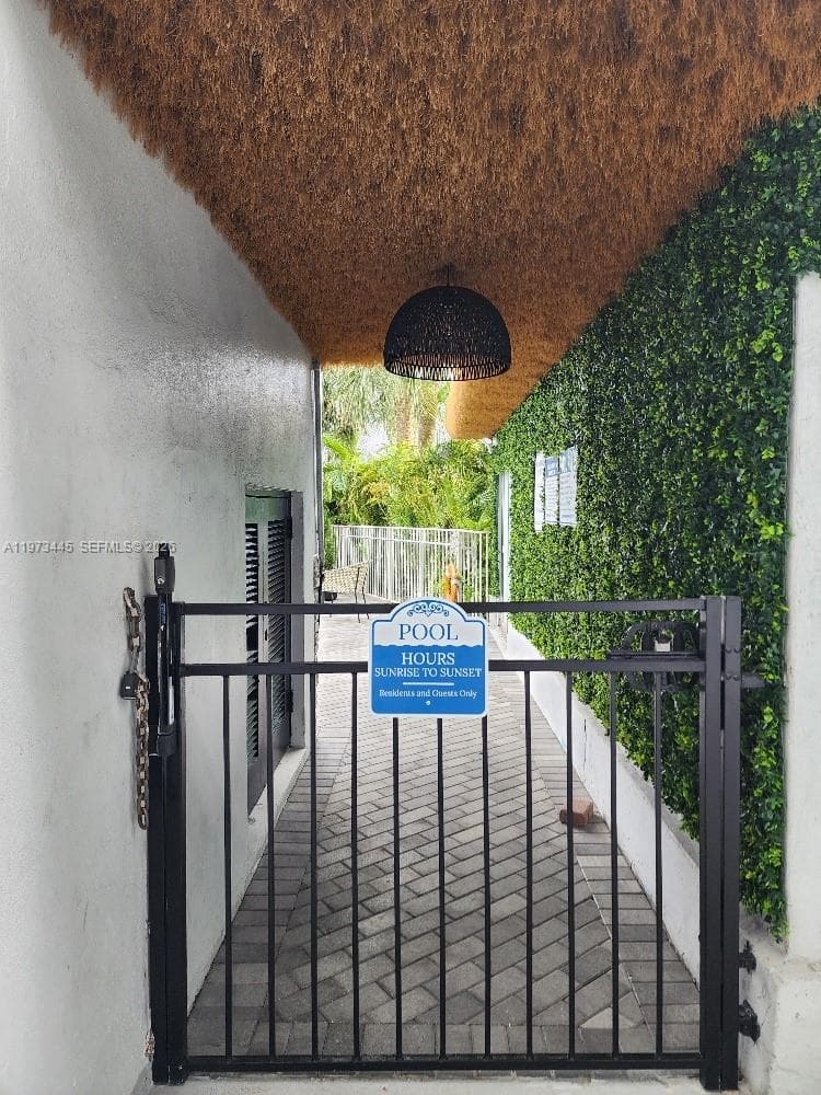 A11973445 — Miami Beach — 24