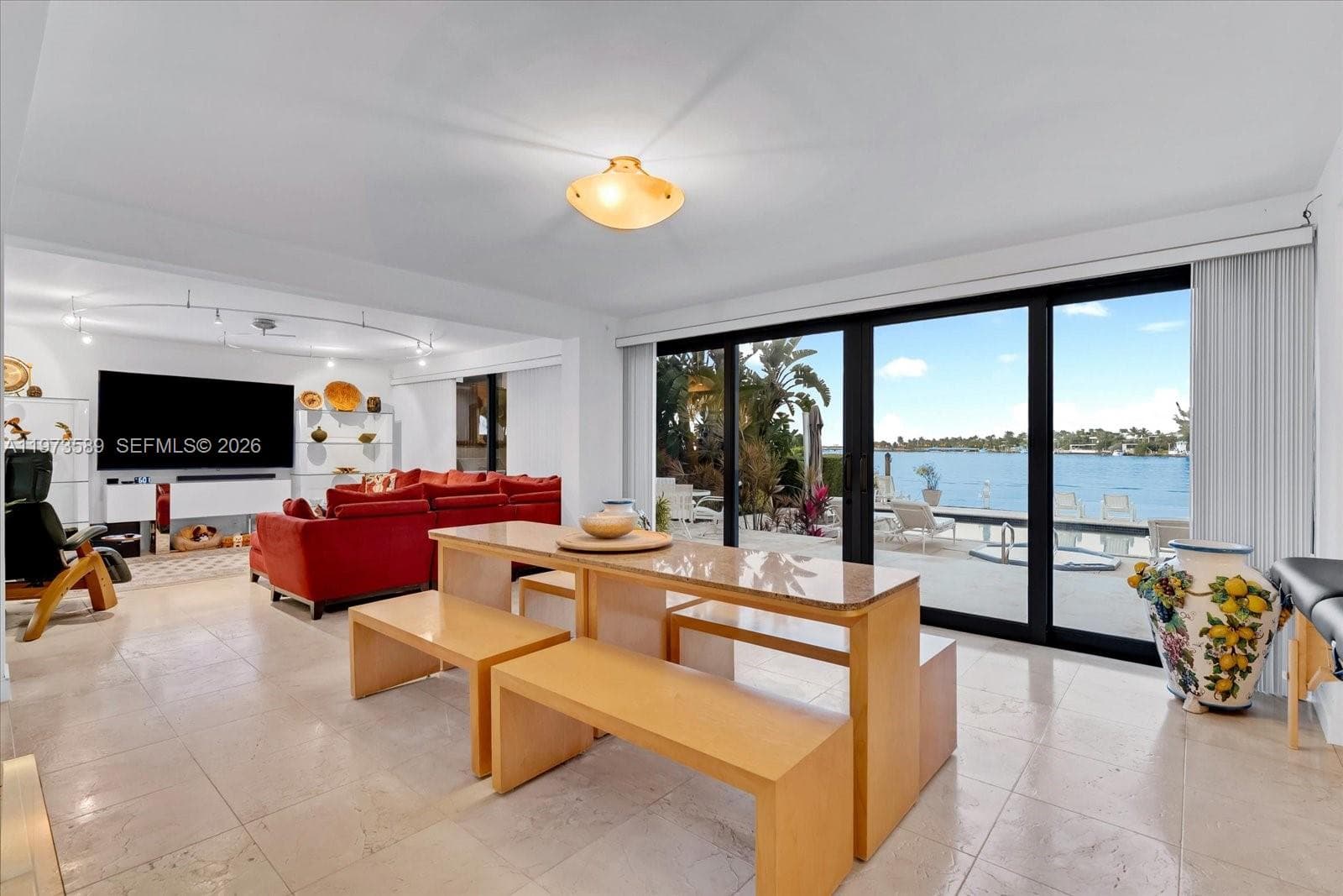 A11973589 — Miami Beach — 47