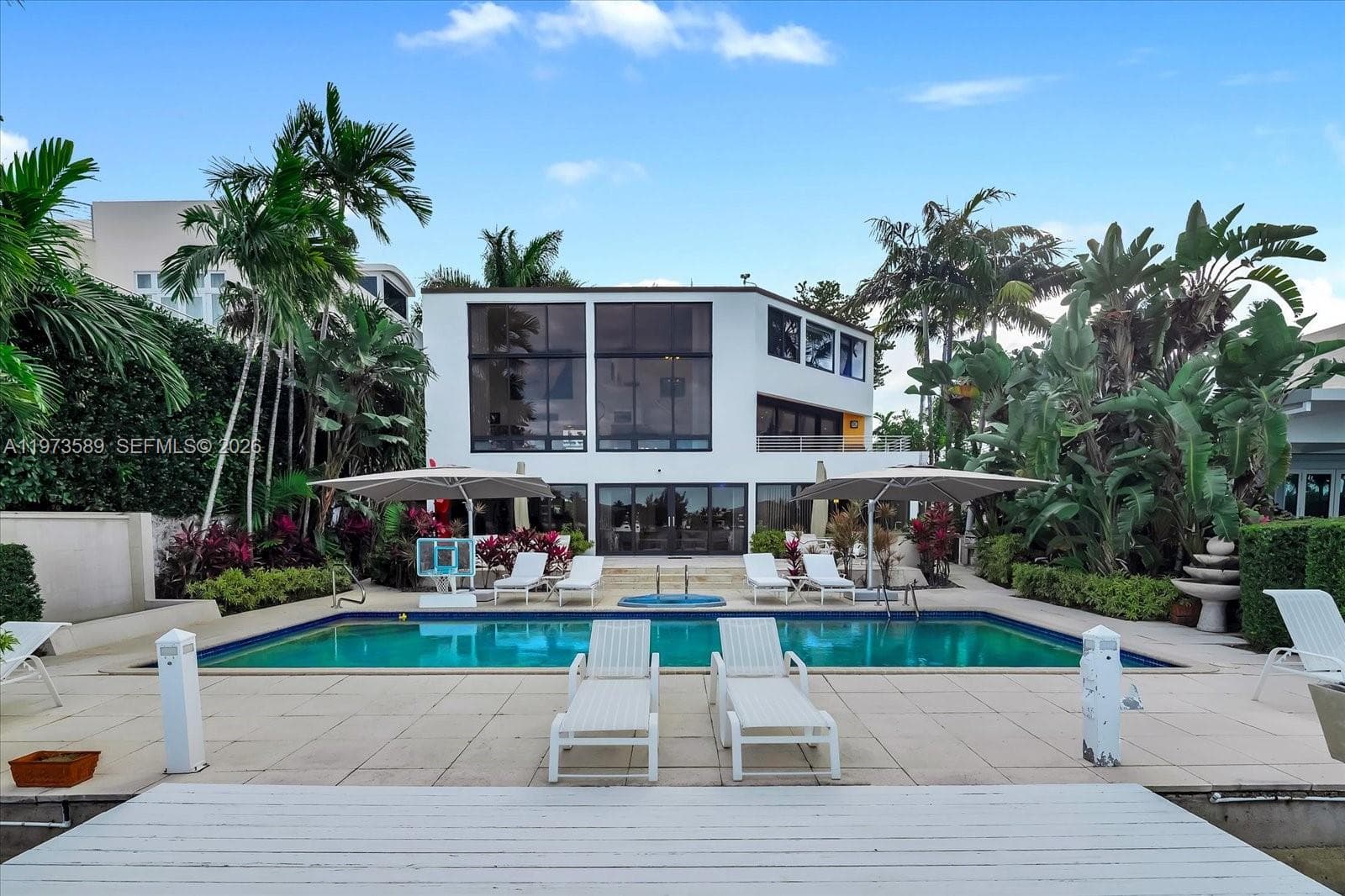 A11973589 — Miami Beach — 5