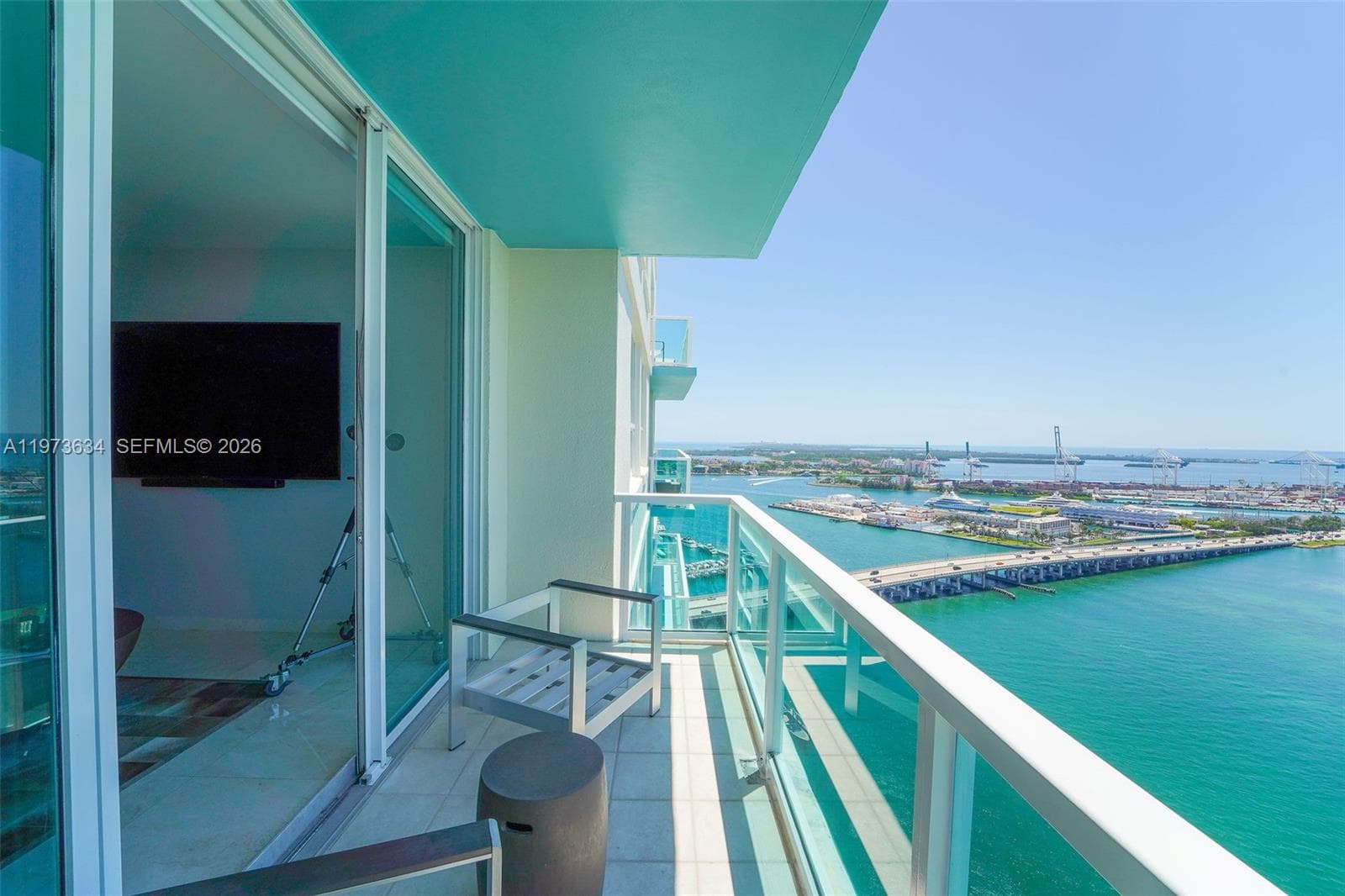 A11973634 — Miami Beach — 30