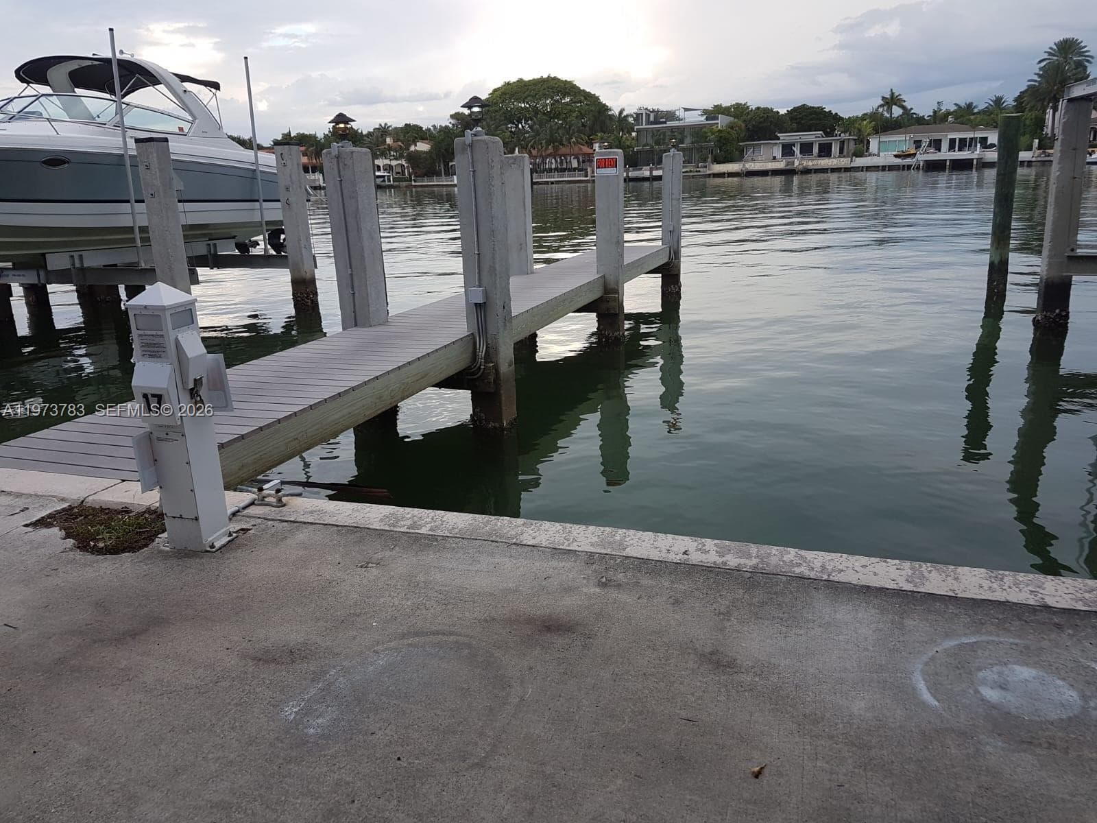 A11973783 — Miami Beach