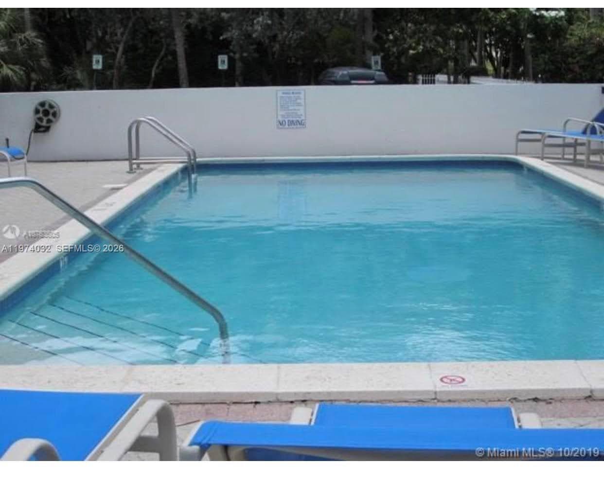 A11974032 — Miami Beach — 19