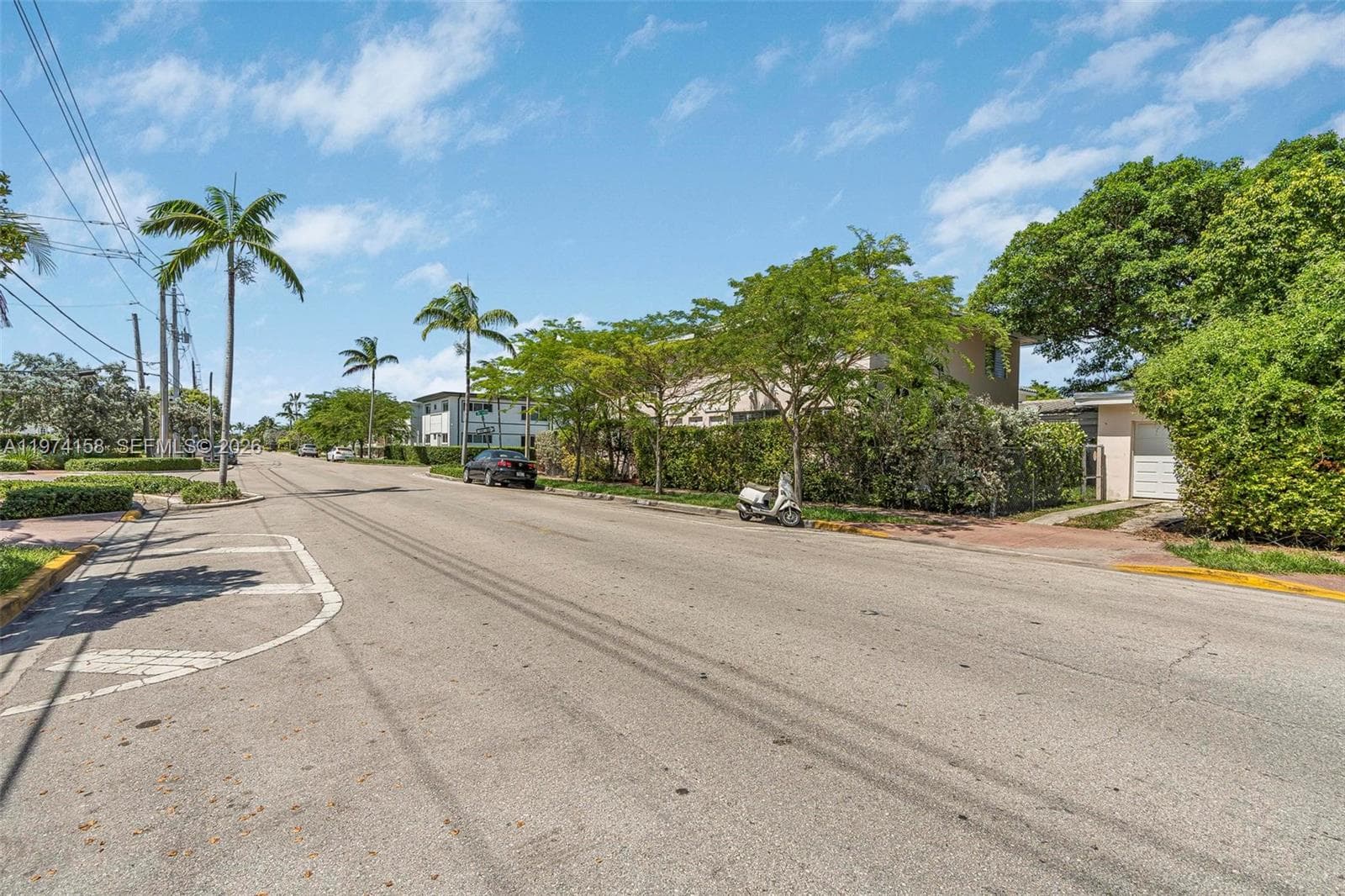 A11974158 — Miami Beach — 27