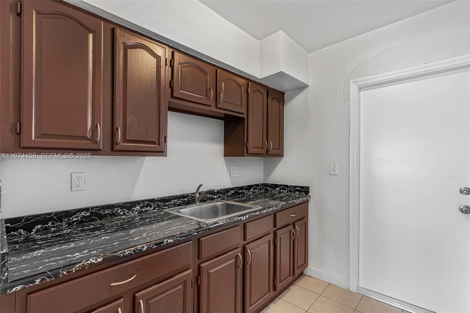 A11974158 — Miami Beach — 9