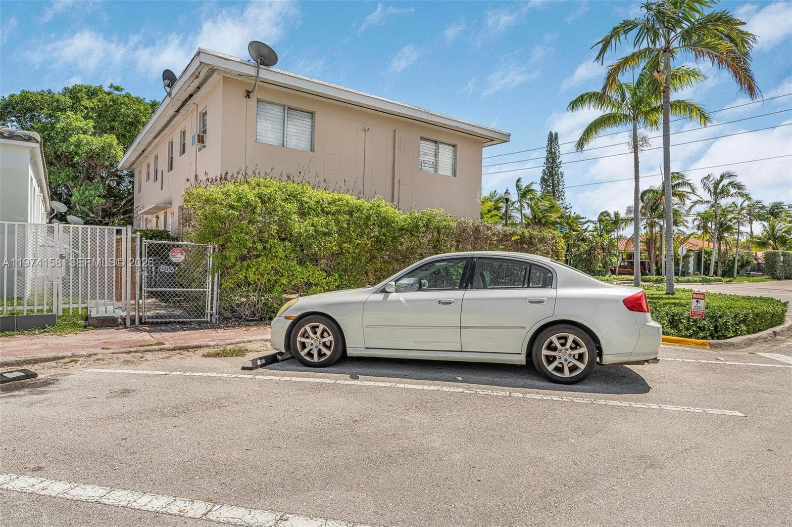 A11974158 — Miami Beach — 30