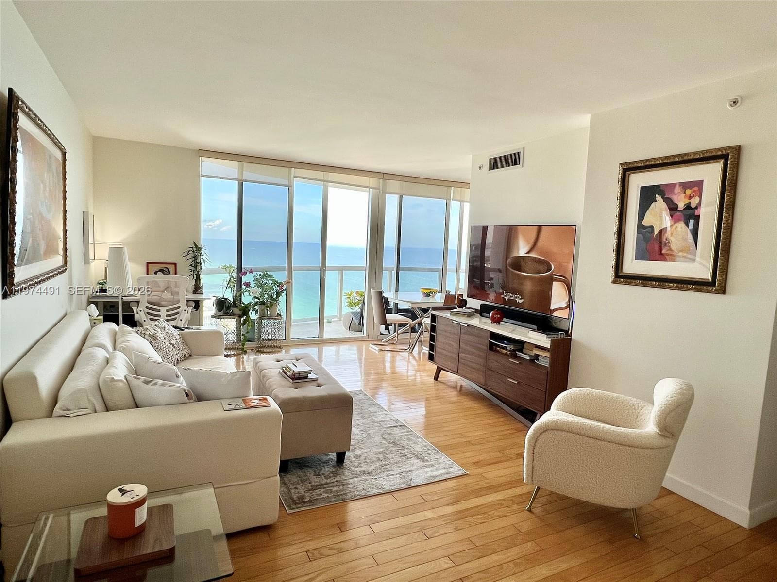 A11974491 — Miami Beach — 4