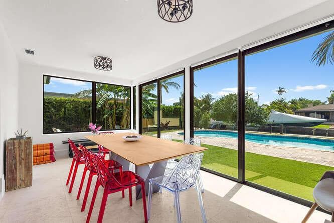 R11167887 — Miami Beach — 6