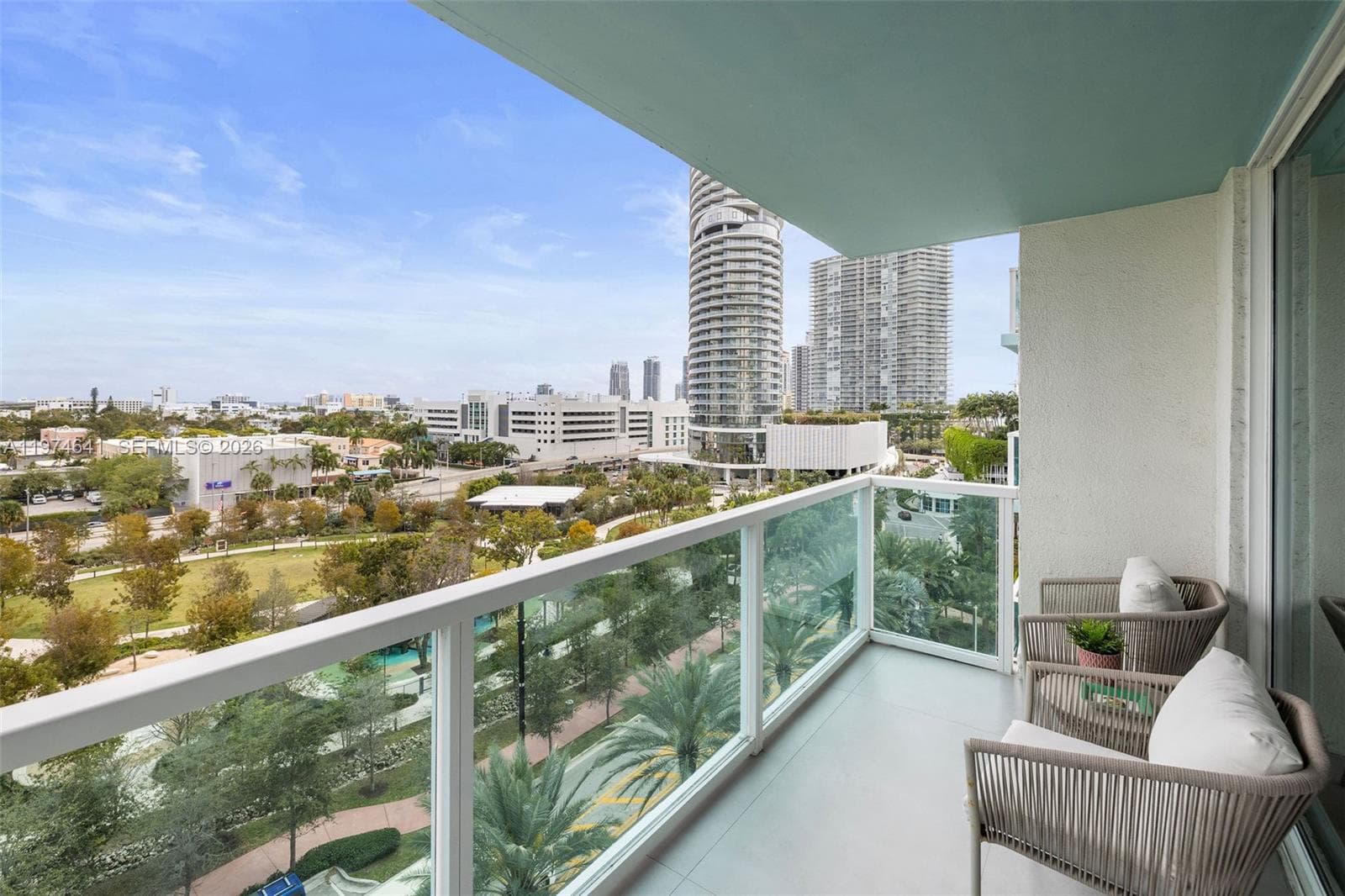 A11974641 — Miami Beach — 30