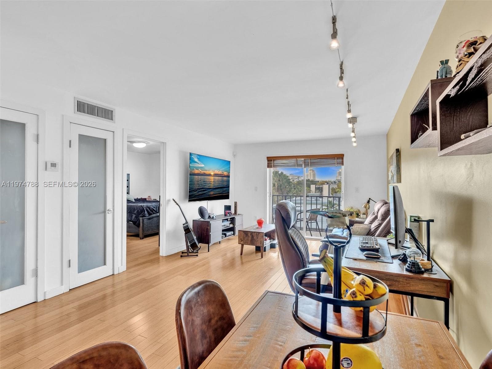A11974788 — Miami Beach — 2