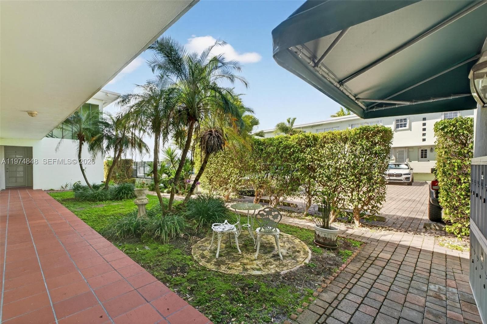 A11974848 — Miami Beach — 27