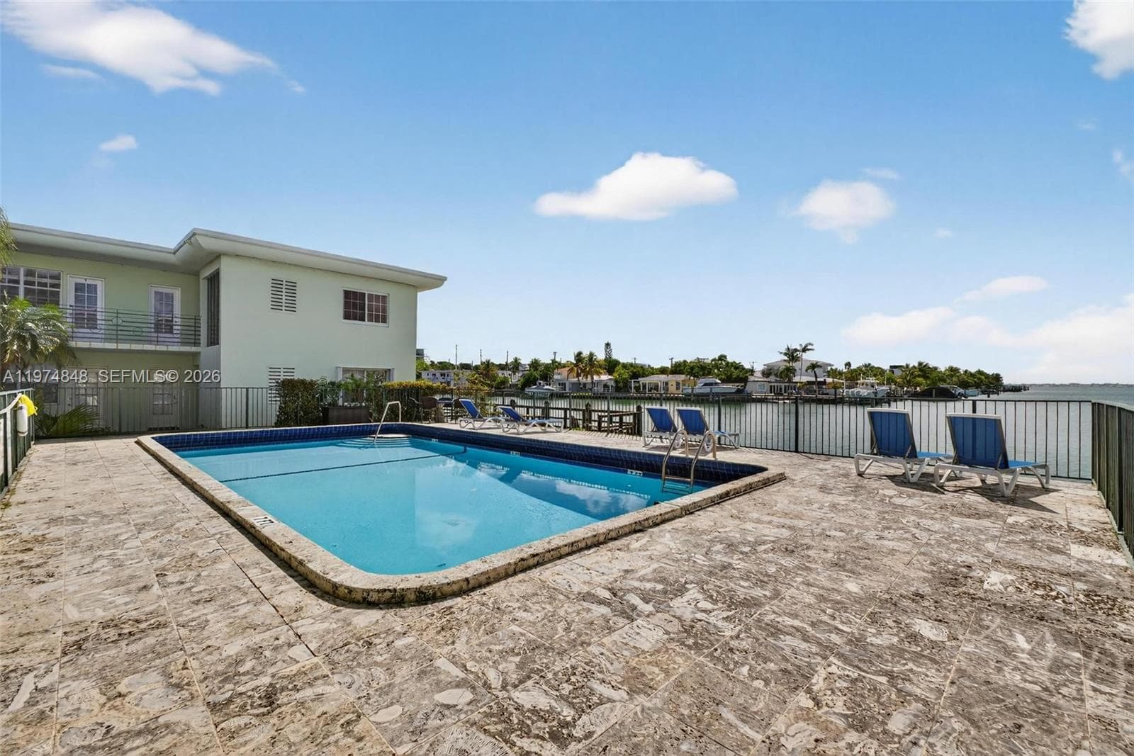 A11974848 — Miami Beach — 3