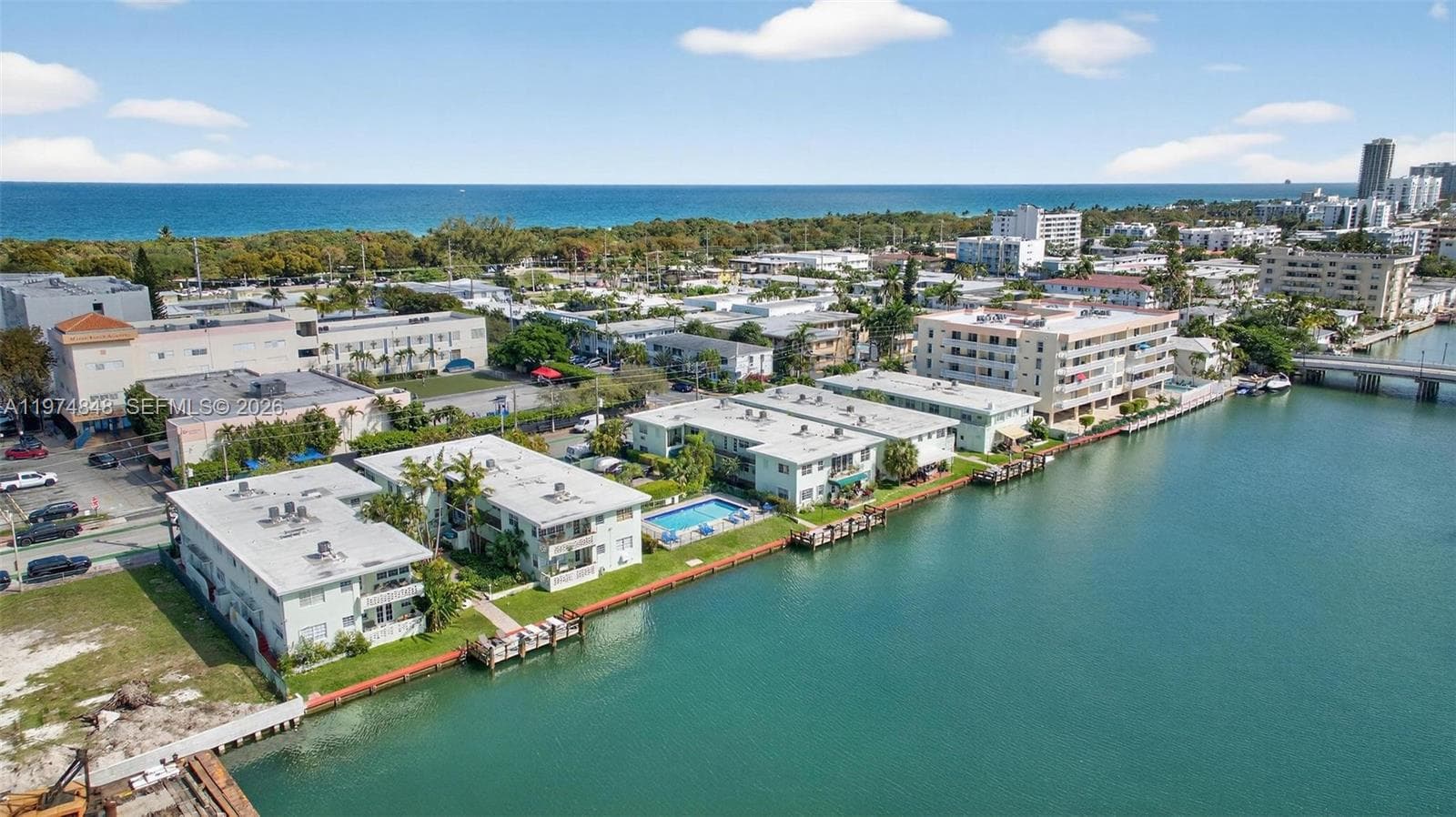 A11974848 — Miami Beach — 36