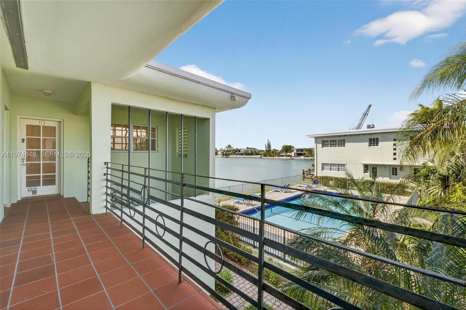 A11974848 — Miami Beach — 24