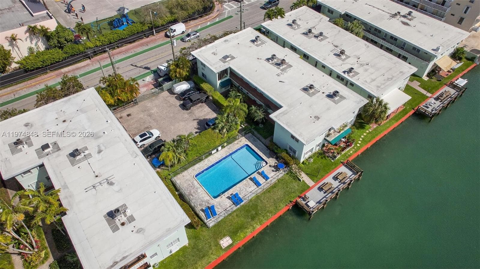 A11974848 — Miami Beach — 34