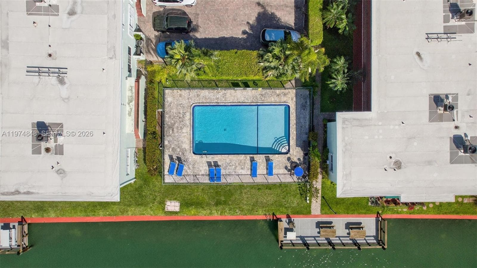A11974848 — Miami Beach — 33