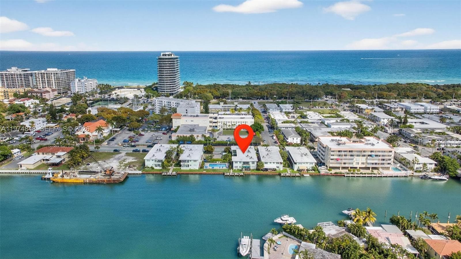 A11974848 — Miami Beach — 41
