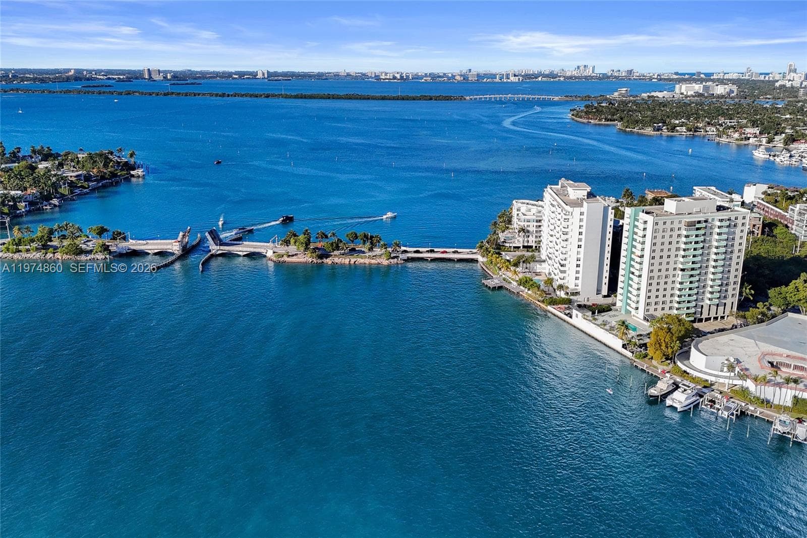 A11974860 — Miami Beach — 36