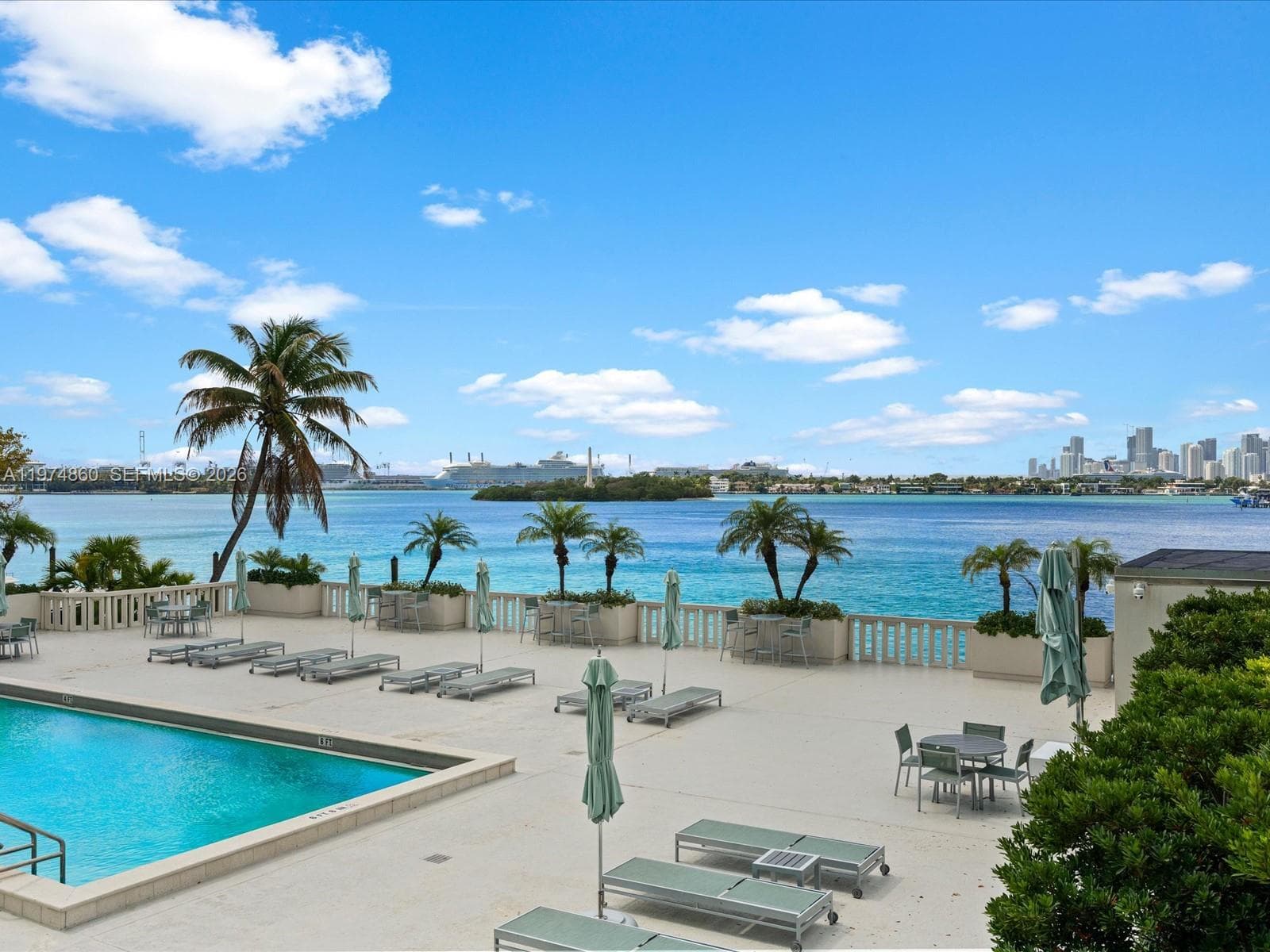 A11974860 — Miami Beach — 24