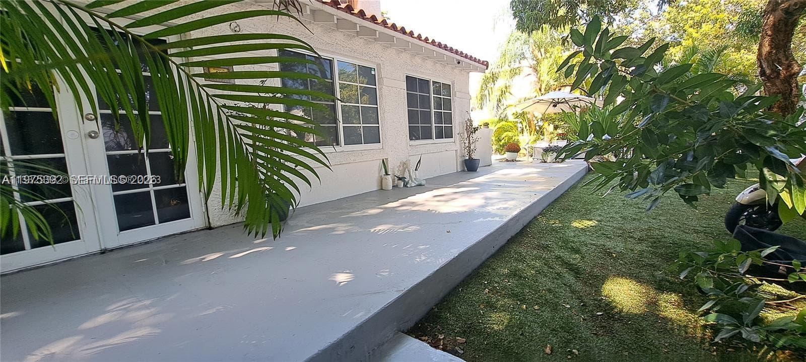 A11975392 — Miami Beach — 5