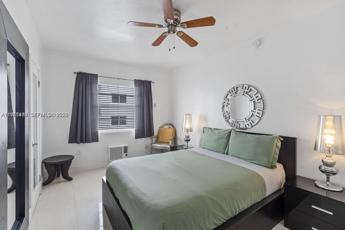 A11975480 — Miami Beach — 9