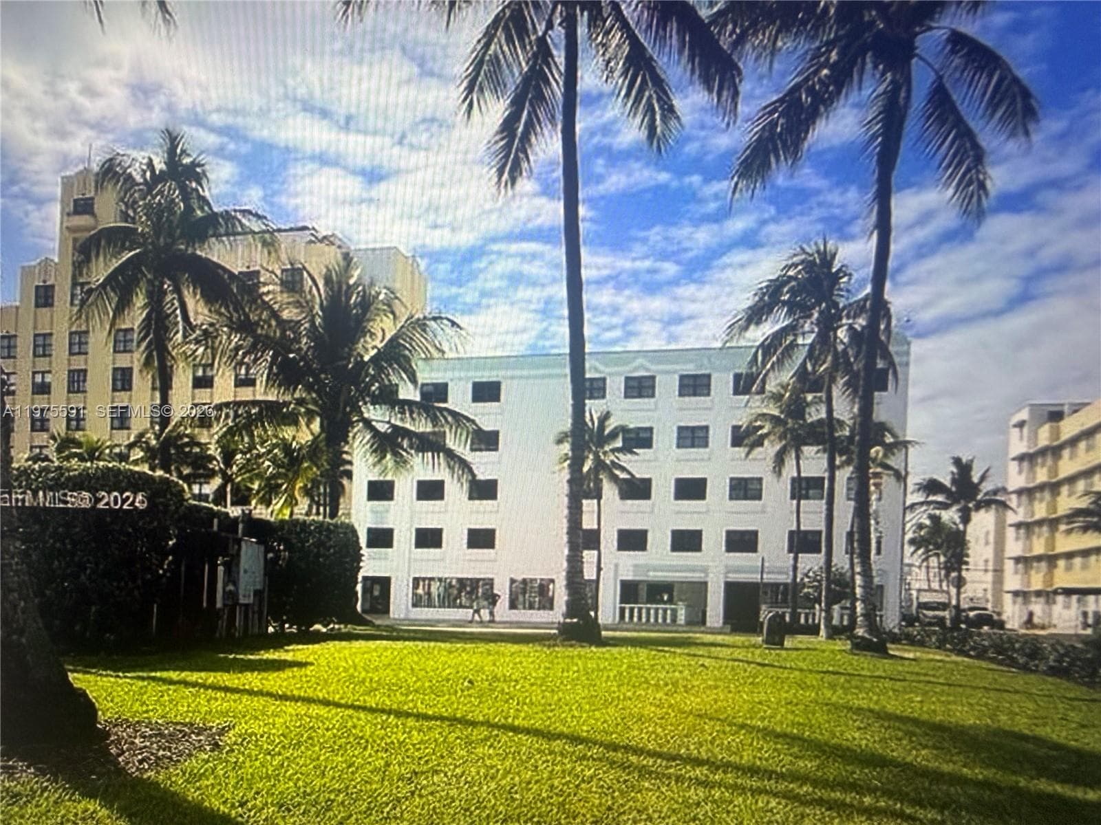 A11975591 — Miami Beach — 5