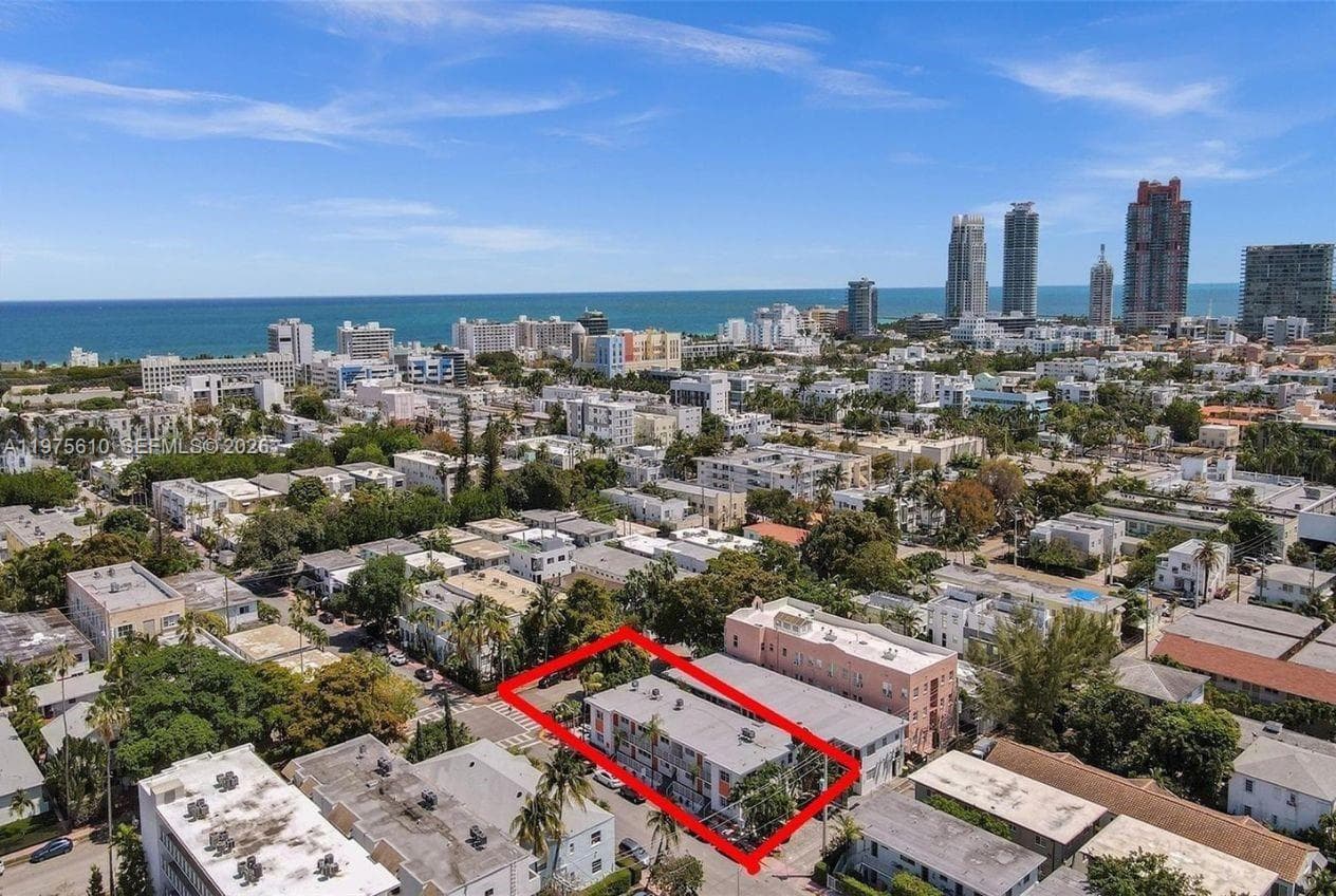 A11975610 — Miami Beach — 4