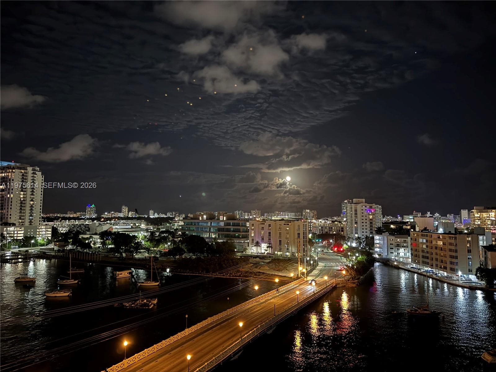 A11975614 — Miami Beach — 11