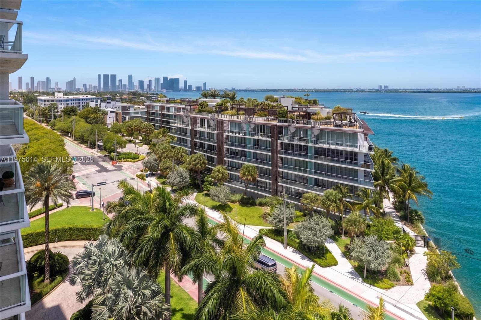 A11975614 — Miami Beach — 8