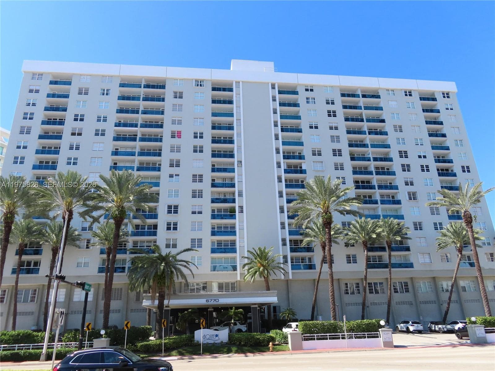 A11975826 — Miami Beach