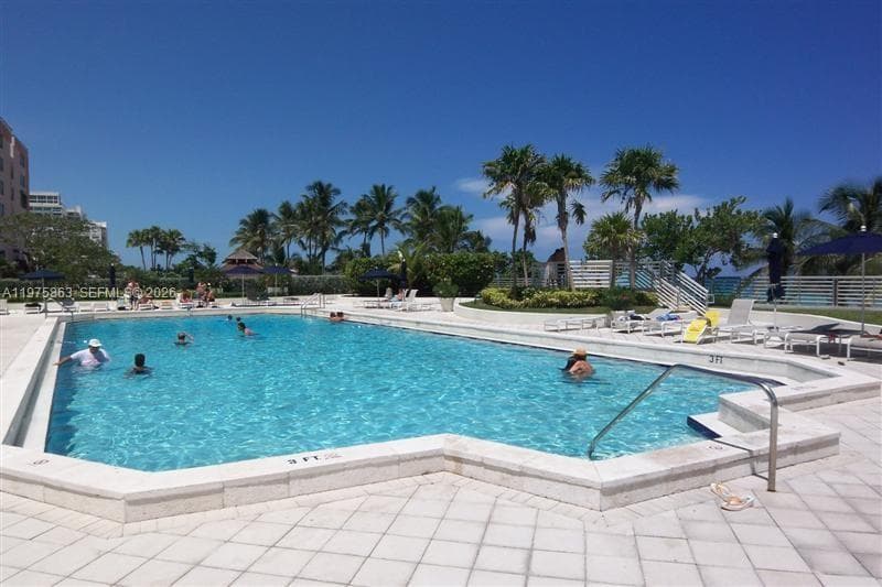 A11975863 — Miami Beach — 26