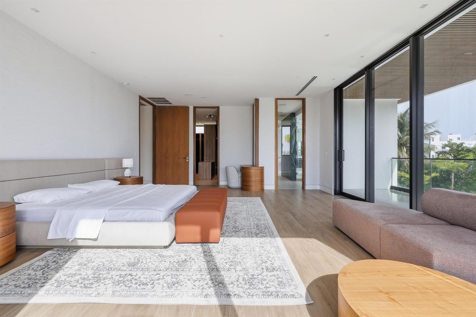 F10555773 — Miami Beach — 20