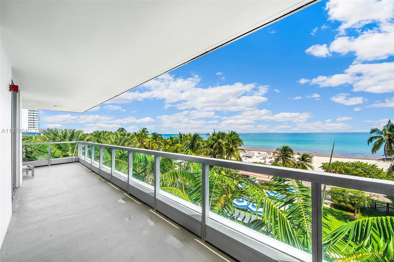 A11976640 — Miami Beach — 2