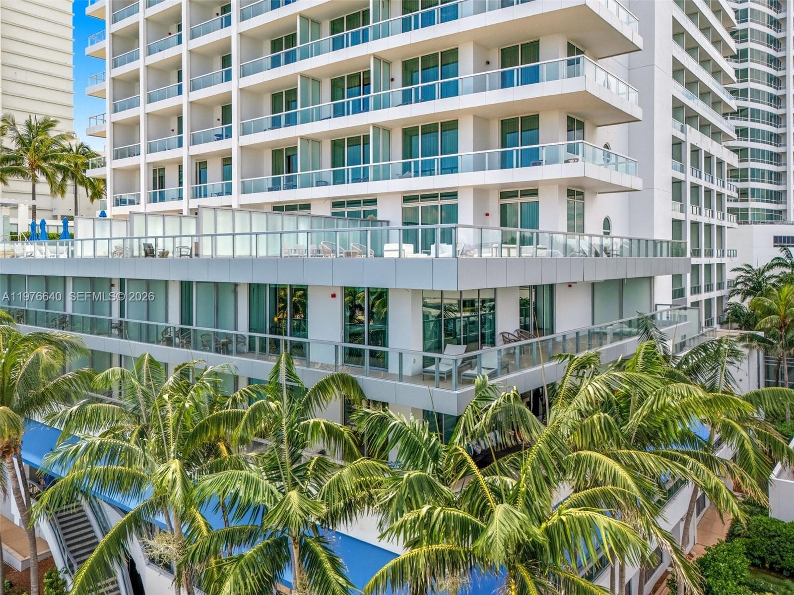 A11976640 — Miami Beach — 24