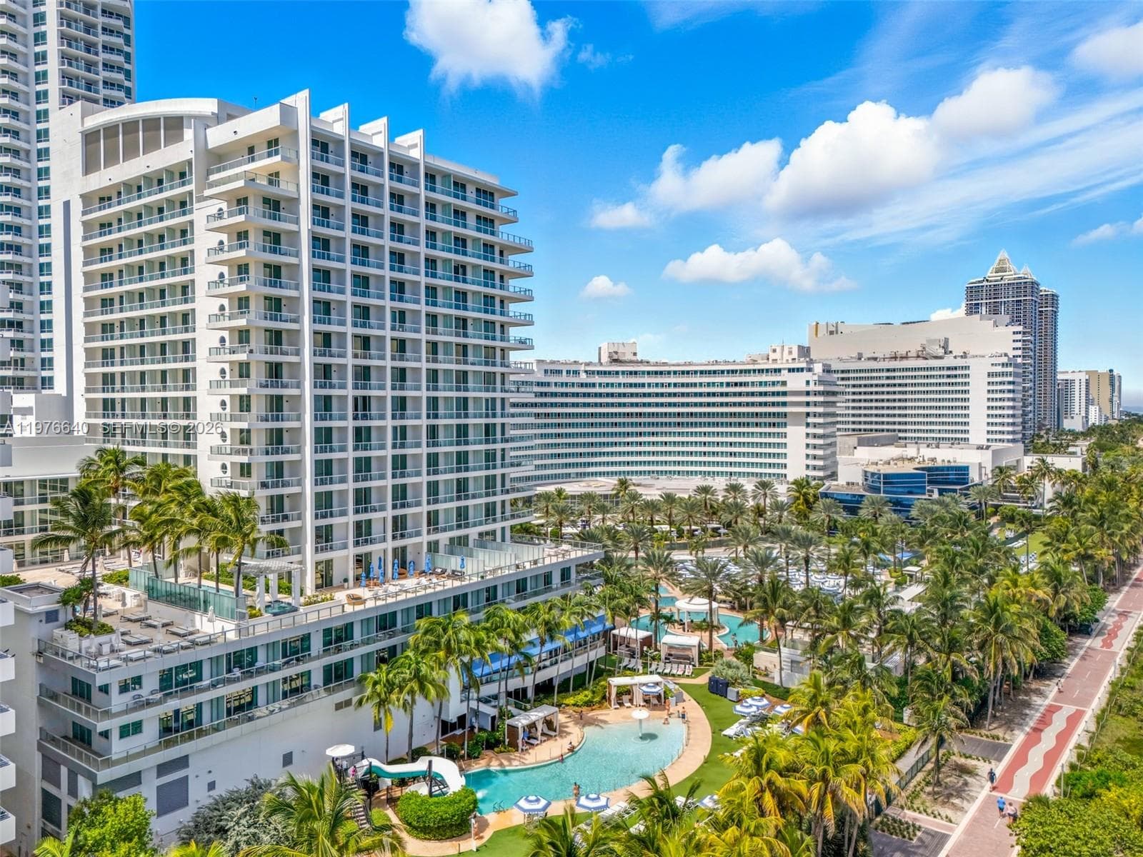 A11976640 — Miami Beach — 30