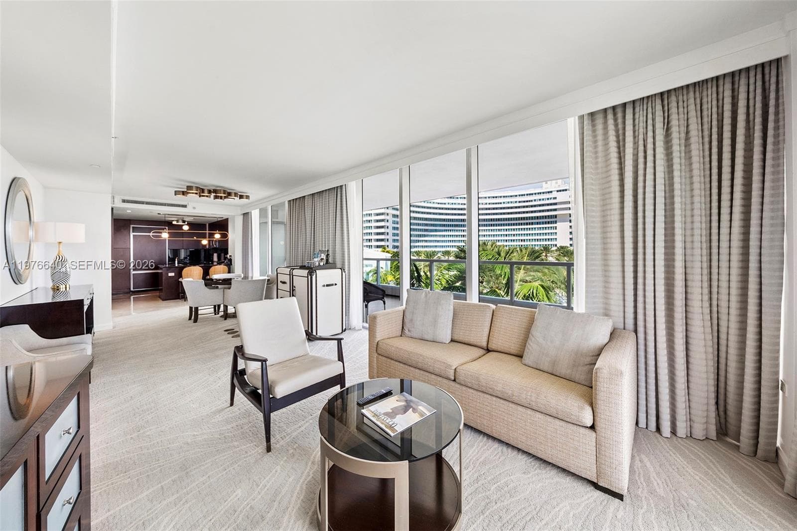 A11976640 — Miami Beach — 11