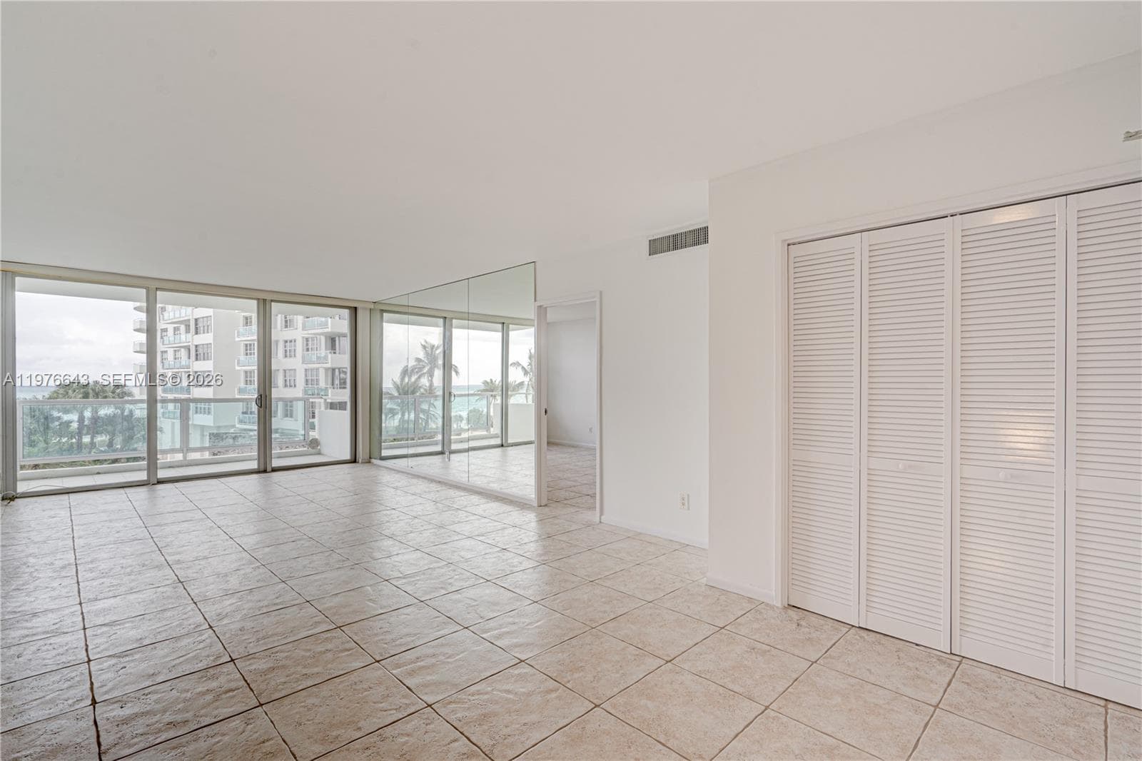 A11976643 — Miami Beach — 9