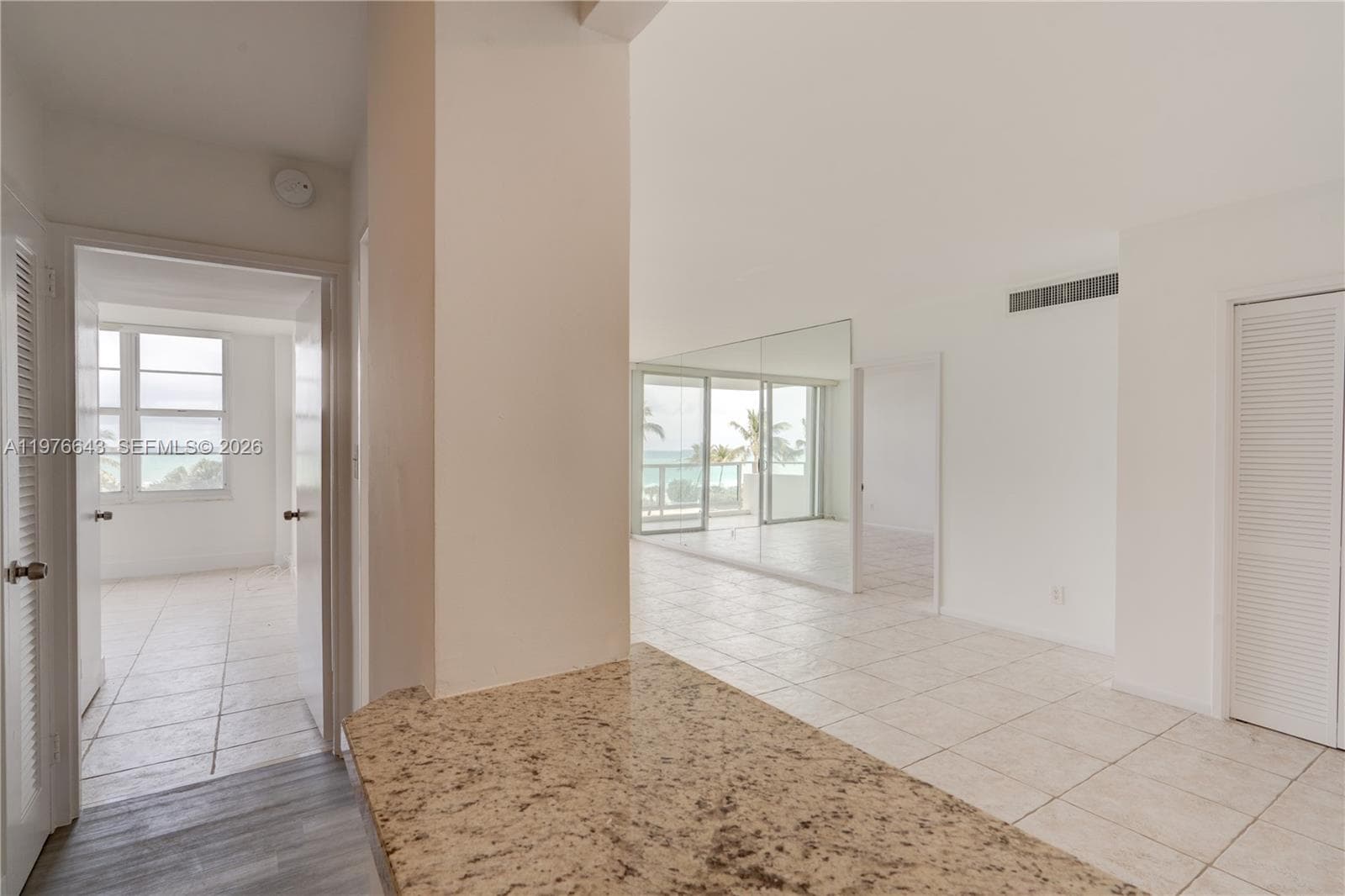 A11976643 — Miami Beach — 25