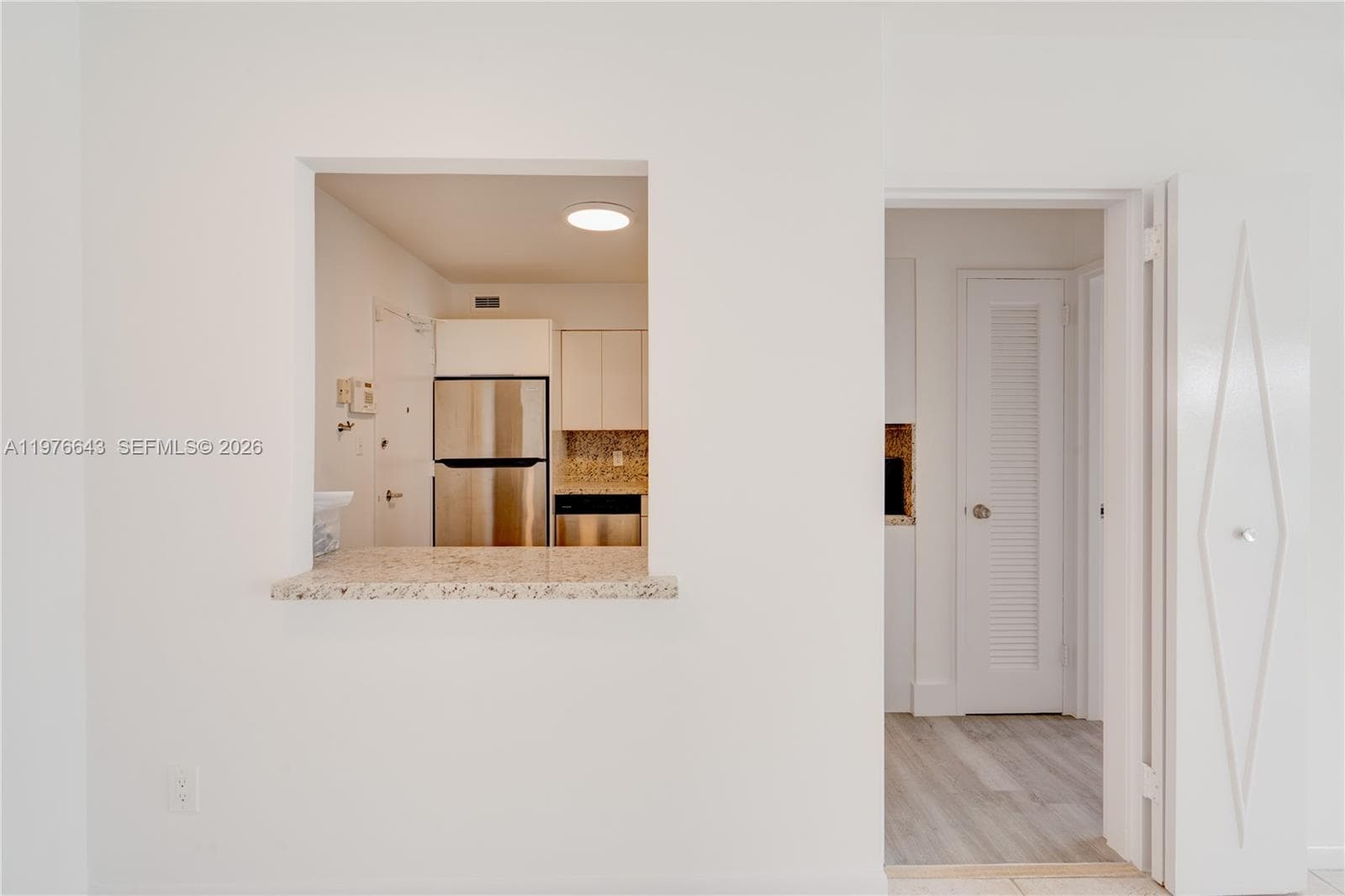 A11976643 — Miami Beach — 21