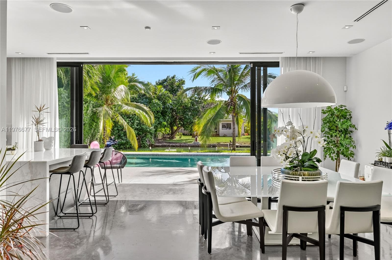 A11976677 — Miami Beach — 3