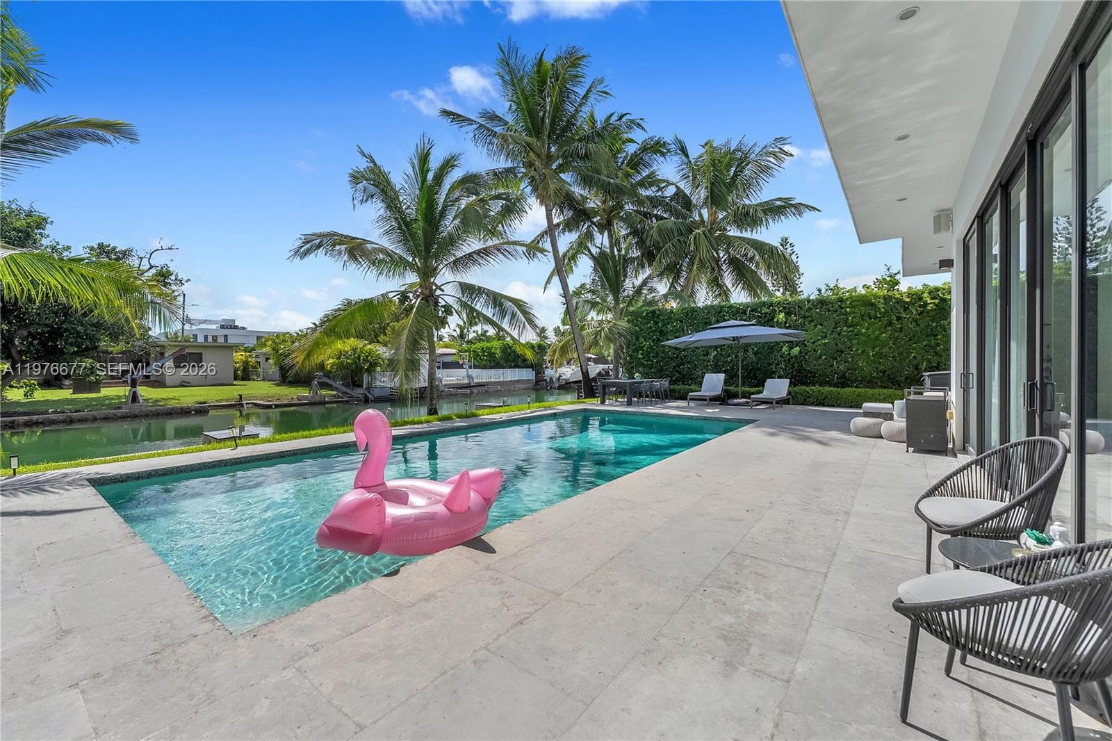 A11976677 — Miami Beach