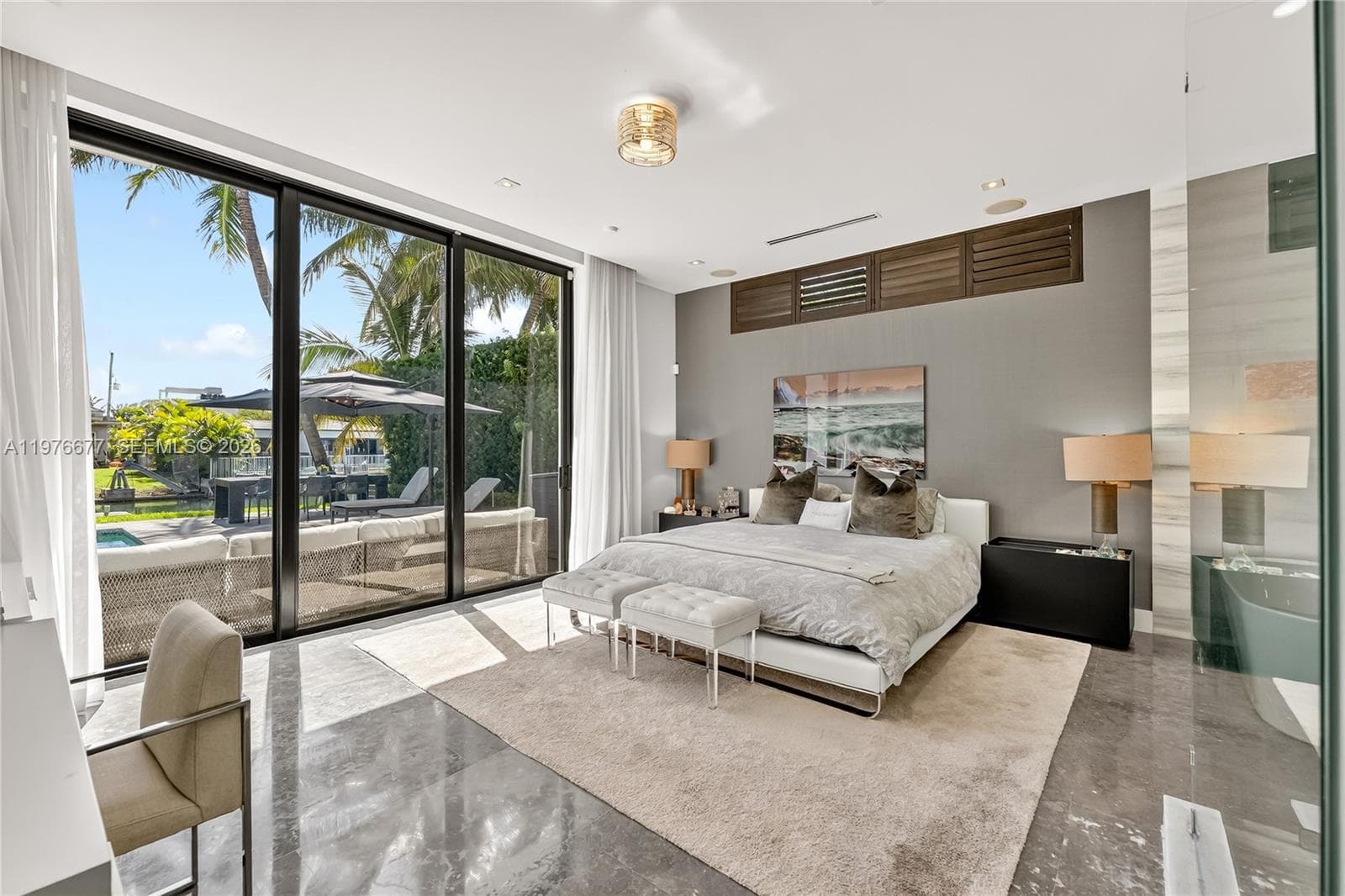 A11976677 — Miami Beach — 11